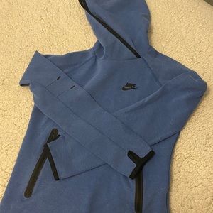 NIKE WORKOUT SWEATER